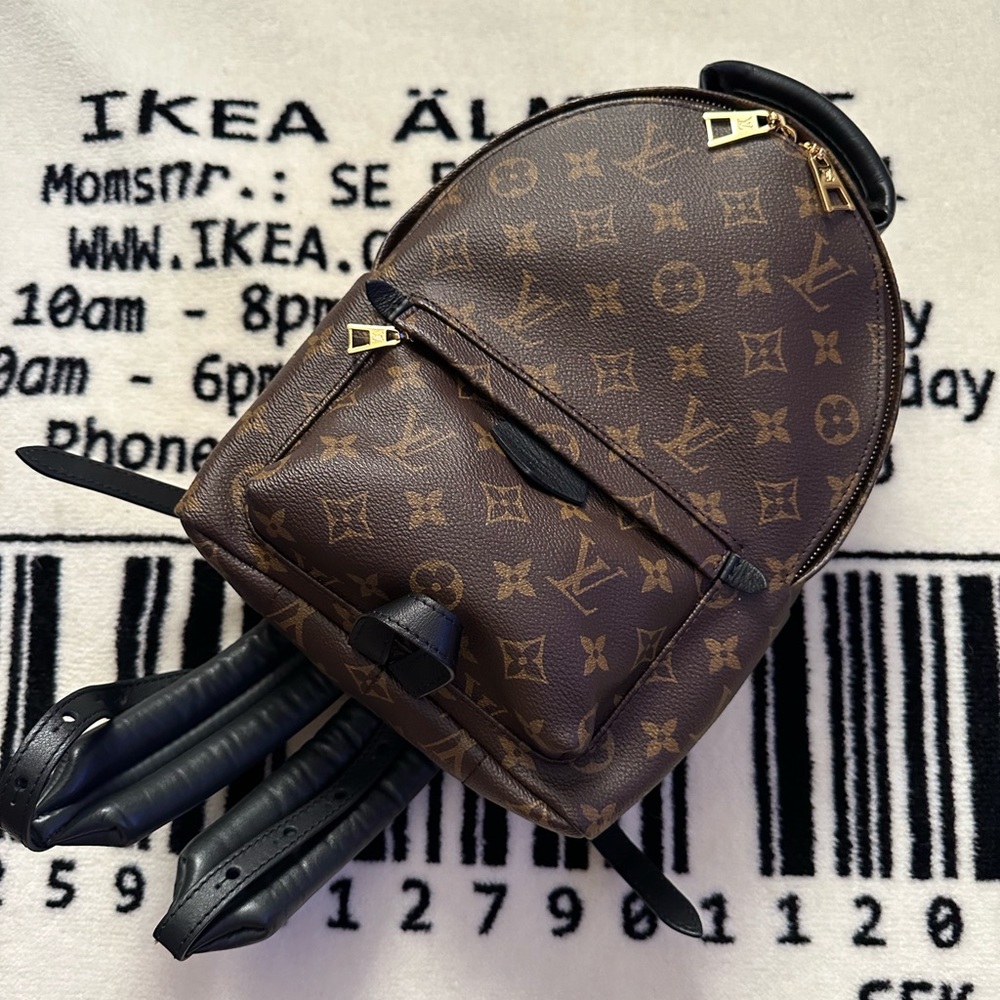 ❌ SOLD! Authentic Louis Vuitton Palm Springs PM in monogram canvas